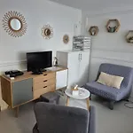 Apartment Cocooning Proche & Centre *
