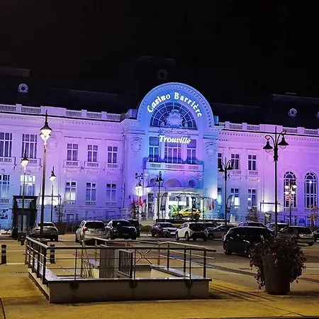 Διαμέρισμα Cocooning Proche & Centre *